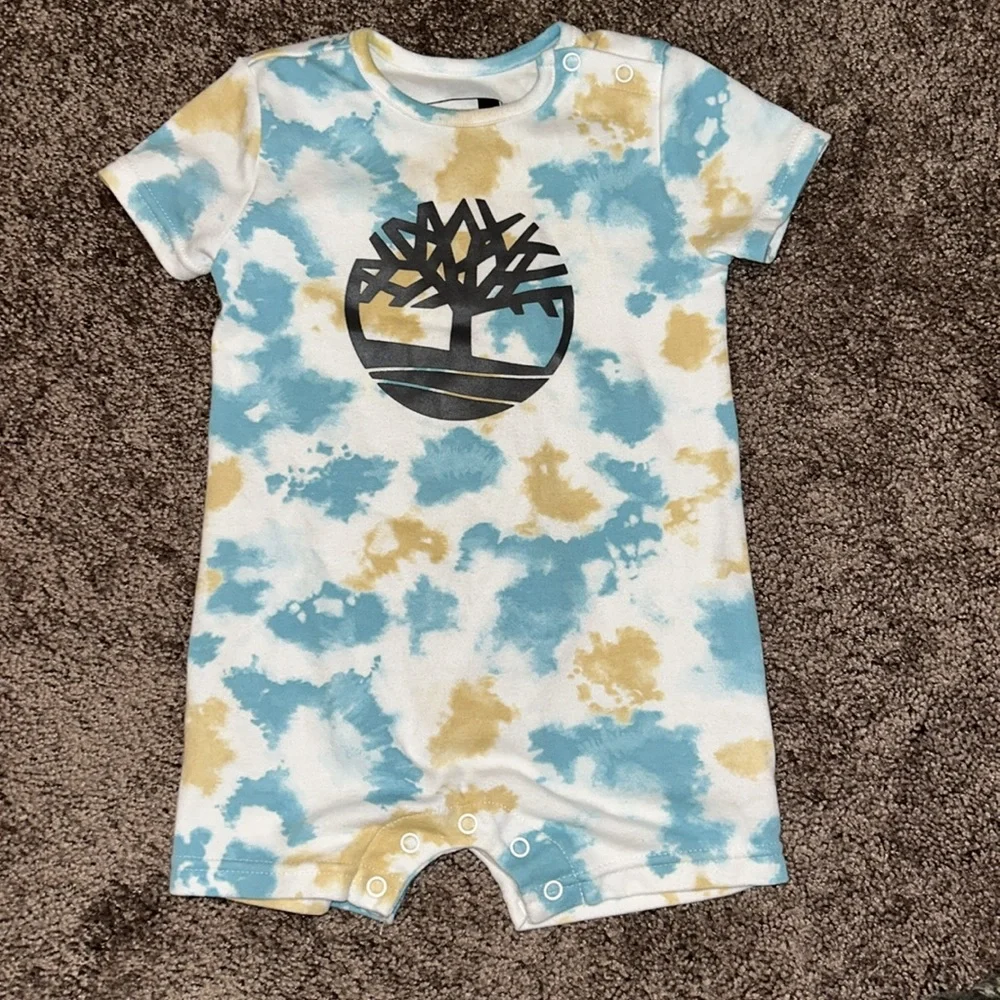 Babyboy Timberland and Browning bodysuit and romper 18m bundle!!